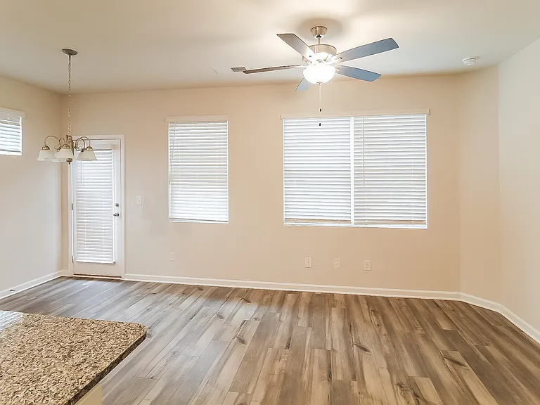 2831 Saratoga Lake Vw — Photo 6