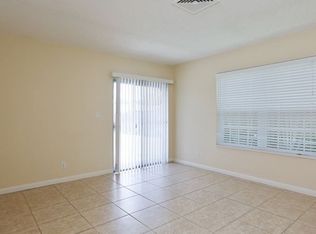 10530 NW 21st St, Sunrise, FL 33322