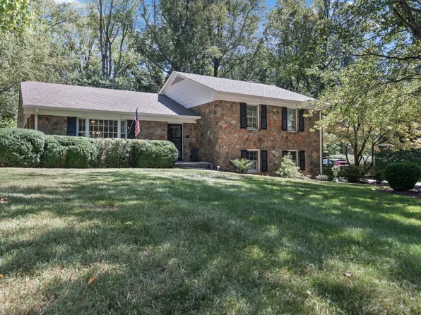 511 Powtan Dr, Lynchburg, VA 24502