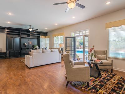 7500 E Endemont Ct, Anaheim, CA, 92808