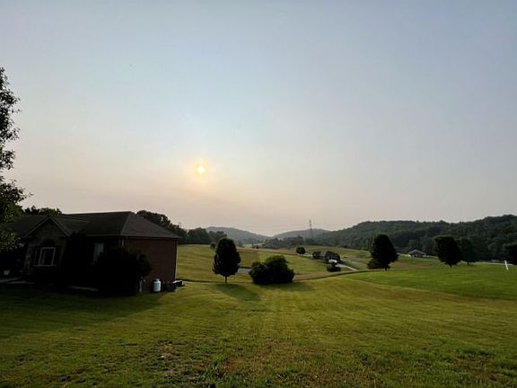 3rd image of 206 Walnut Ridge Dr