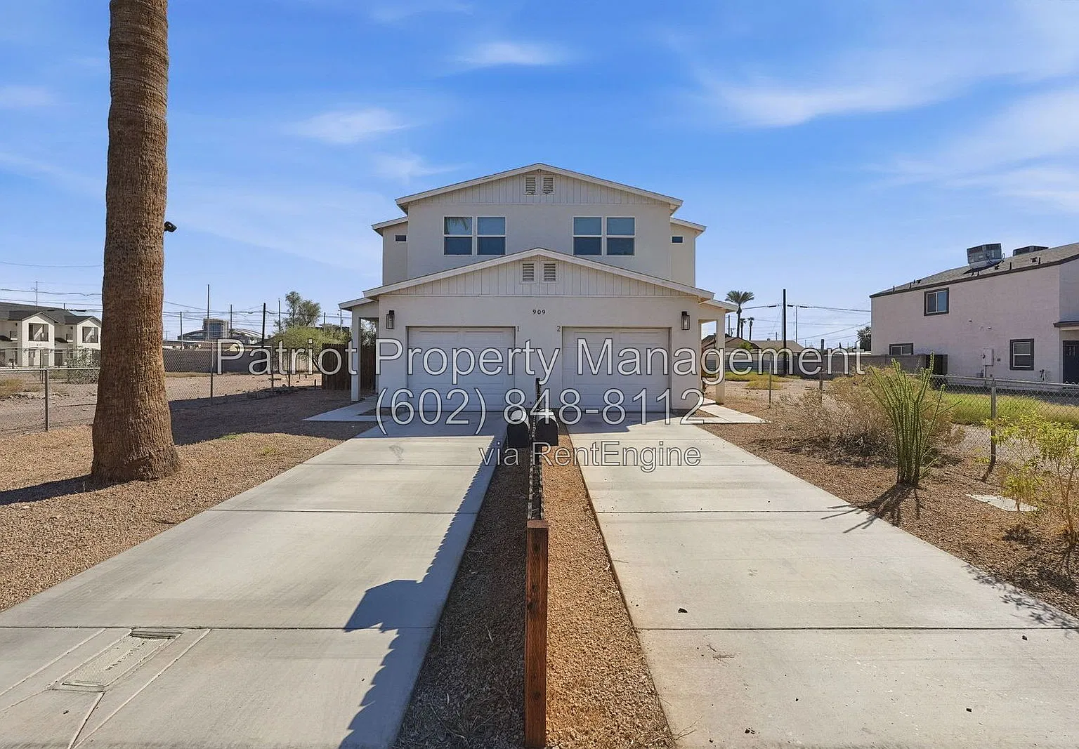 3 bed, 2.5 bath, 1375 sqft, $2,200 — Photo 2