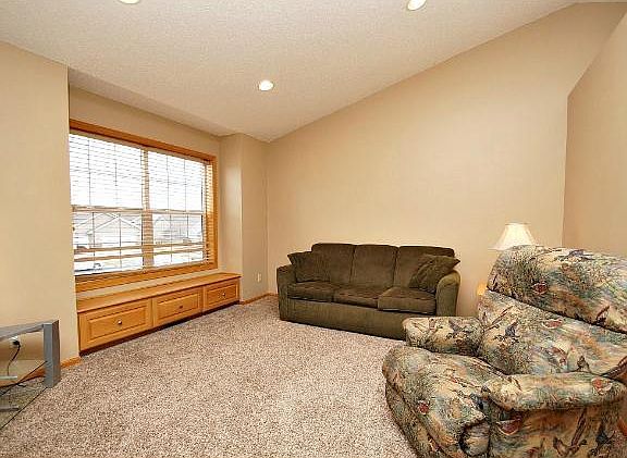 3rd image of 1401 English Ave NW