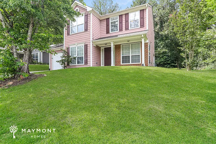 3 bed, 2.5 bath, 1390 sqft, $1,845 — Photo 4