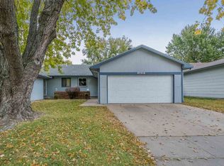 1418 N Smith Cir, Wichita, KS 67212