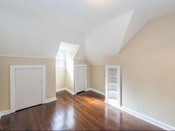 5th image of 87 N Munn Ave APT 4