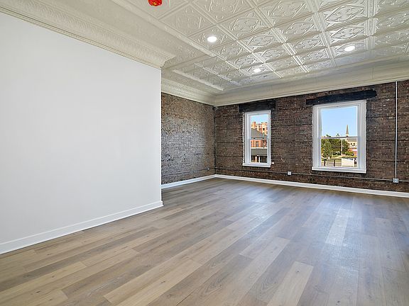 3rd image of 223.5 S West Ave #1