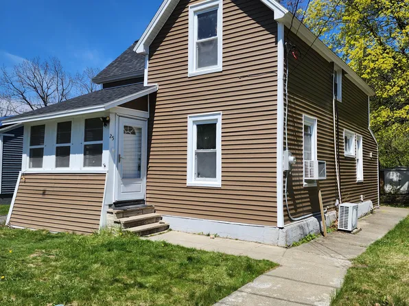 25 Kemp Ave, Troy, NY 12180