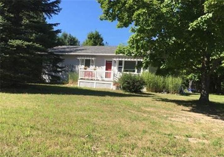 2nd image of 1344 Bester Rd