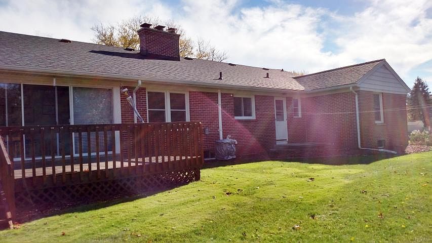 1st image of 3581 Glenn Dr SE