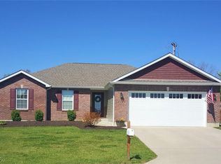 1547 Coyote, Farmington, MO 63640