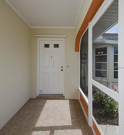 3rd image of 9363 Saint Catherine Ave
