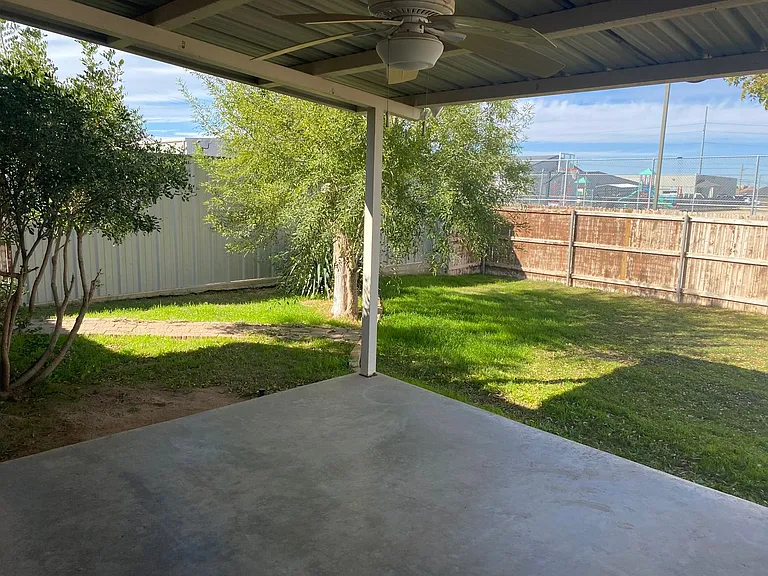 6911 Stonegate Dr — Photo 15
