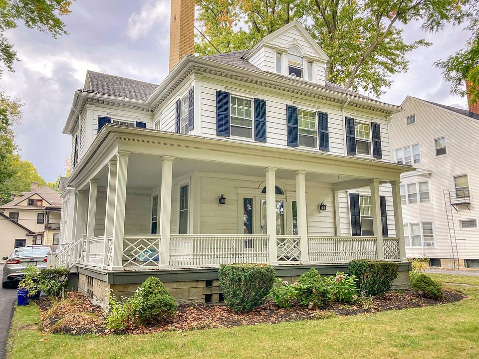 Porch is completely private to this apartment