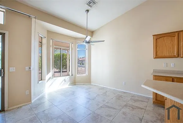 2 bed, 1500 sqft, $1,999 — Photo 3