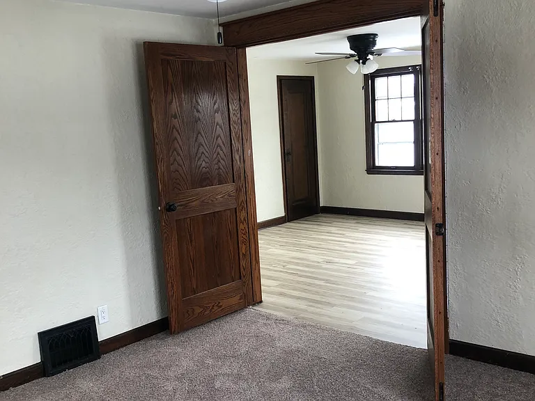 838 Prairie Ave #B — Photo 17
