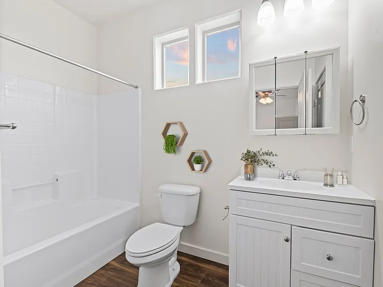 Verraso Village Townhomes — Photo 9