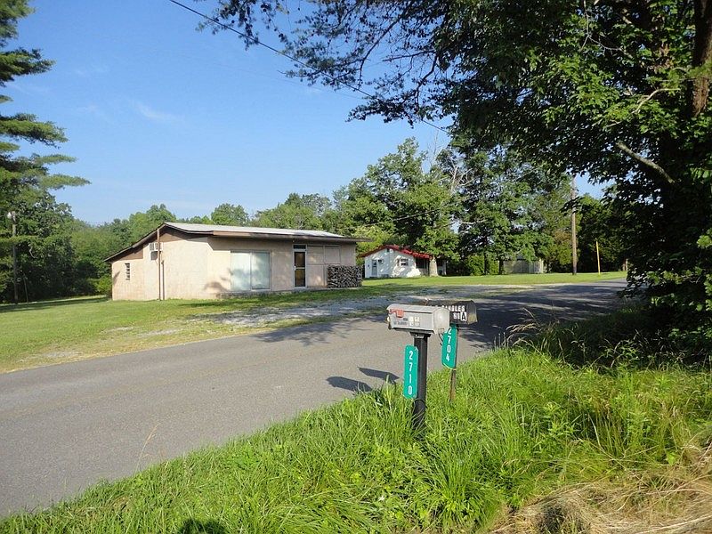 2nd image of 2710 Brayton Rd