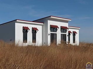 2265 U Rd, Strong City, KS 66869