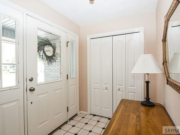 3rd image of 780 Beulahs Ln