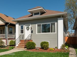 1022 S Cuyler Ave, Oak Park, IL 60304