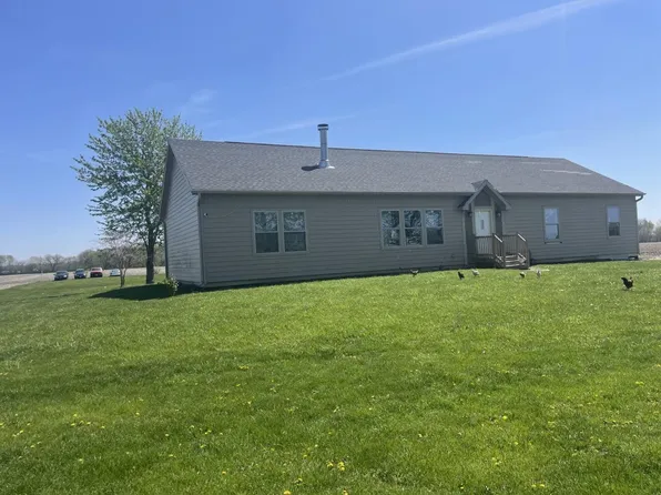 410 S Higgins Rd, Mazon, IL 60444