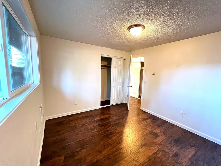 765 SE Russell St — Photo 15