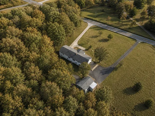 2411 Slayden Marion Rd, Cumberland Furnace, TN 37051