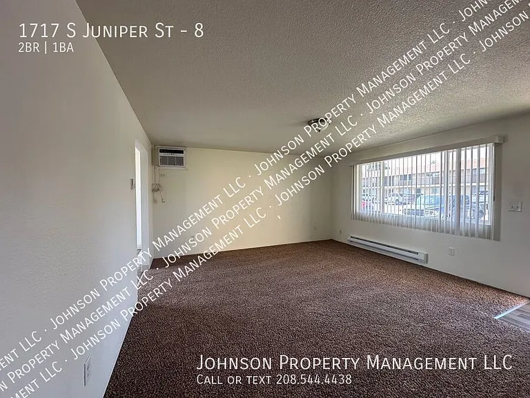 1717 S Juniper St #8 — Photo 6