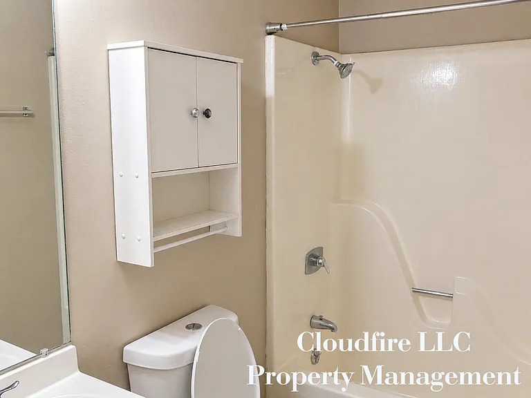 232 James Cir — Photo 6