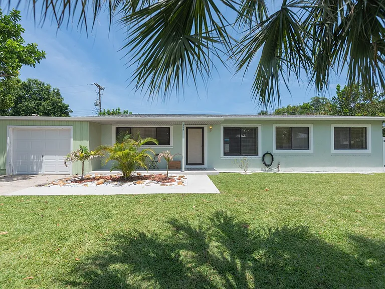 347 S Lakeside Dr — Photo 46