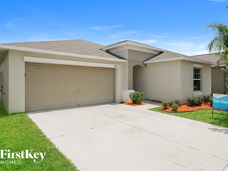 1908 Broad Winged Hawk Dr — Photo 1