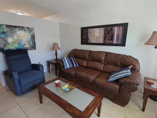 15610 NE 6th Avenue #21D, Miami, FL 33162