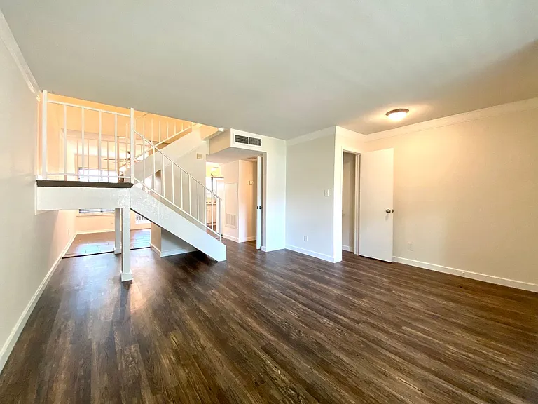 9535 Quail Village Ln — Photo 10