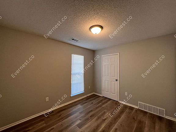5th image of 7421 Grace Blvd
