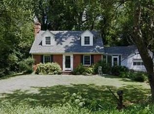 1605 Oxford Rd, Charlottesville, VA 22903