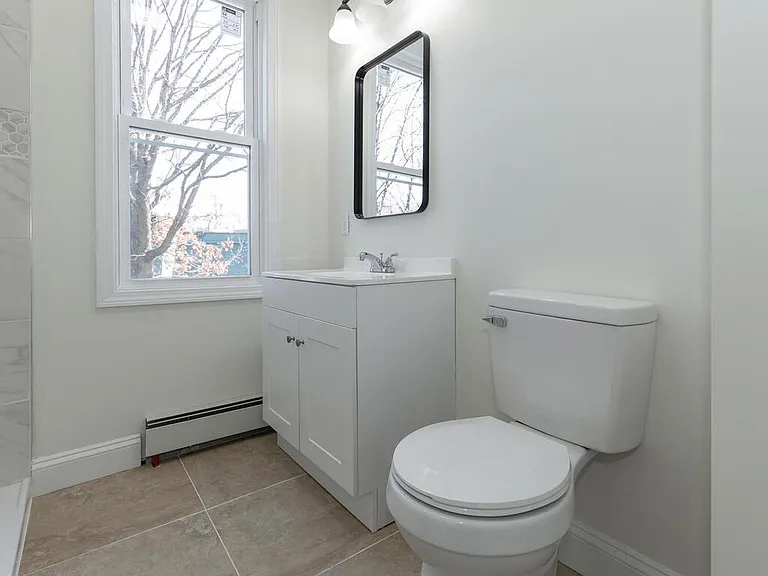 35 Valley St #2 — Photo 4