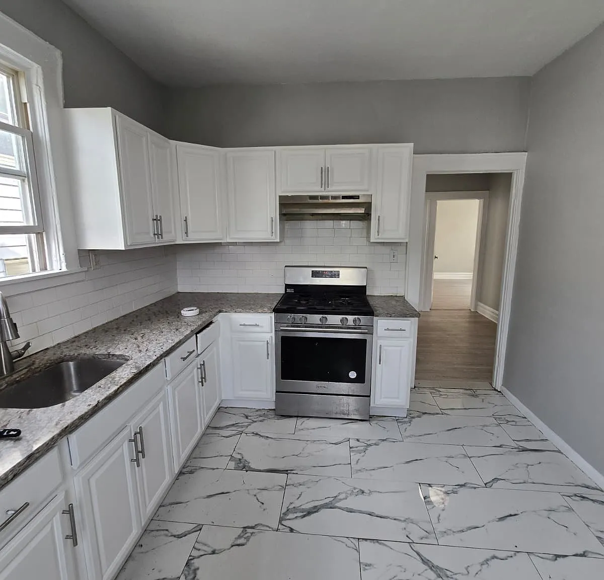 3 bed, $2,175 — Photo 1
