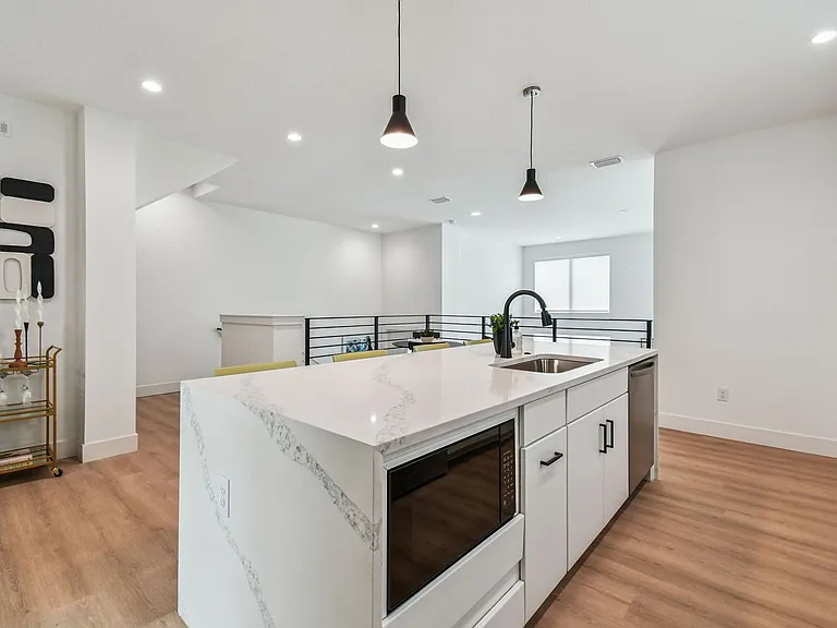 3826 Pompano Dr SE — Photo 56