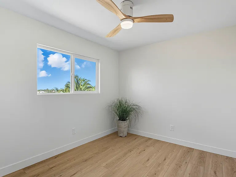5612 Zircon St — Photo 15