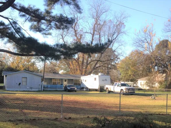 208 S Magnolia St, Plain Dealing, LA 71064