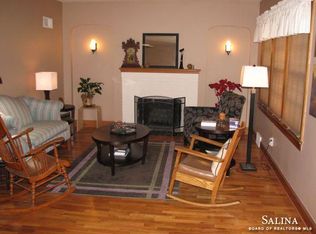 955 S Santa Fe Ave, Salina, KS 67401