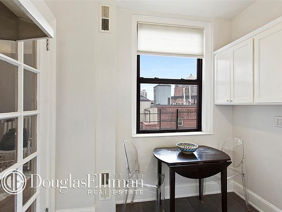 5th image of 136 E 36th St APT 10F