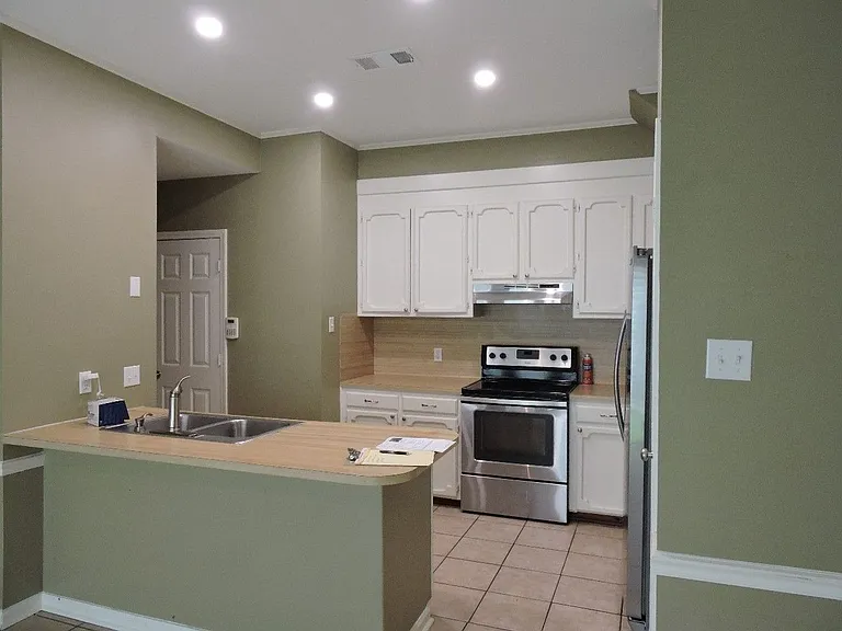 5138 Stumberg Ln — Photo 5