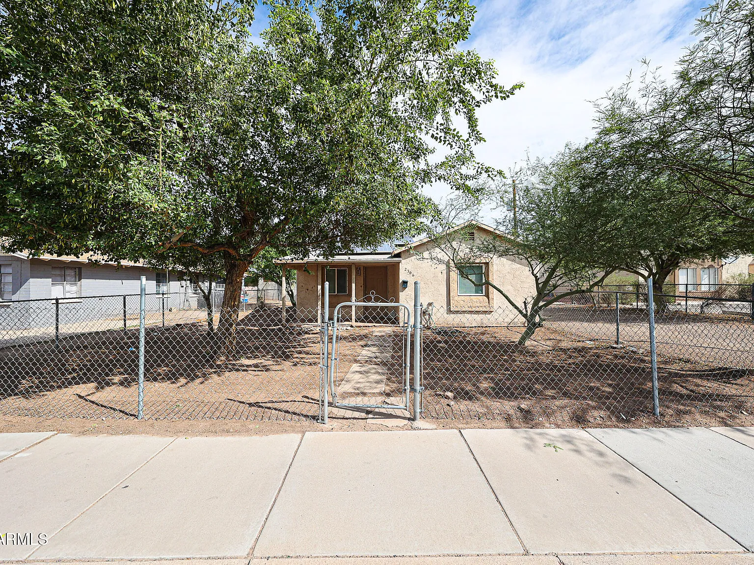 2 bed, 1.0 bath, 792 sqft, $1,395 — Photo 3