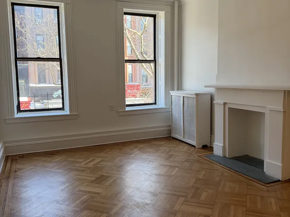 146 7th Avenue image 1 of 9