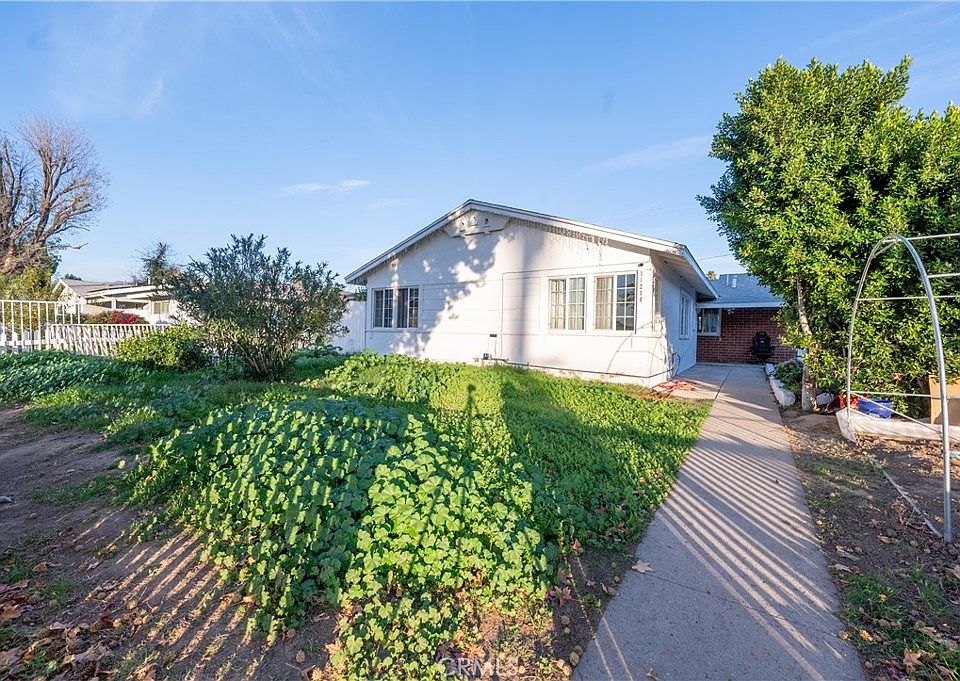 1st image of 11214 Woodley Ave