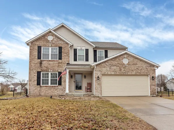 249 Fairfax Ln, Greenwood, IN 46142