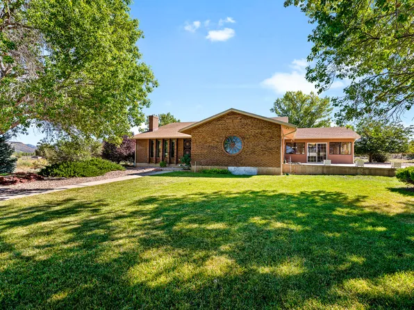 390 Dammeron Valley Dr W, Dammeron Valley, UT 84783