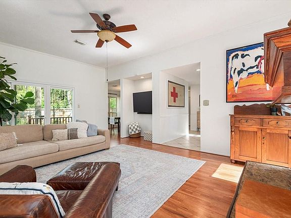 4th image of 95 Yewleaf Dr